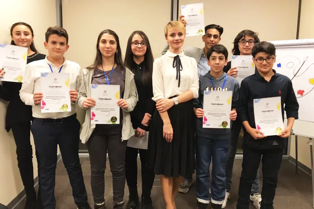 Escola MBA Kids International no Azerbaijão